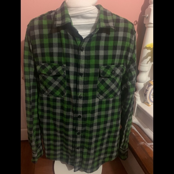 Plaid Checkered Flannel Shirt - Picture 1 of 6